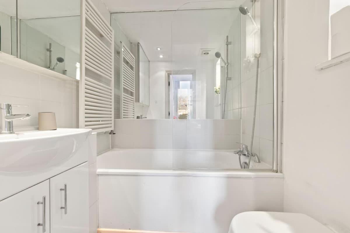 Sg, Classic Knightsbridge Loft Apartment London Bagian luar foto